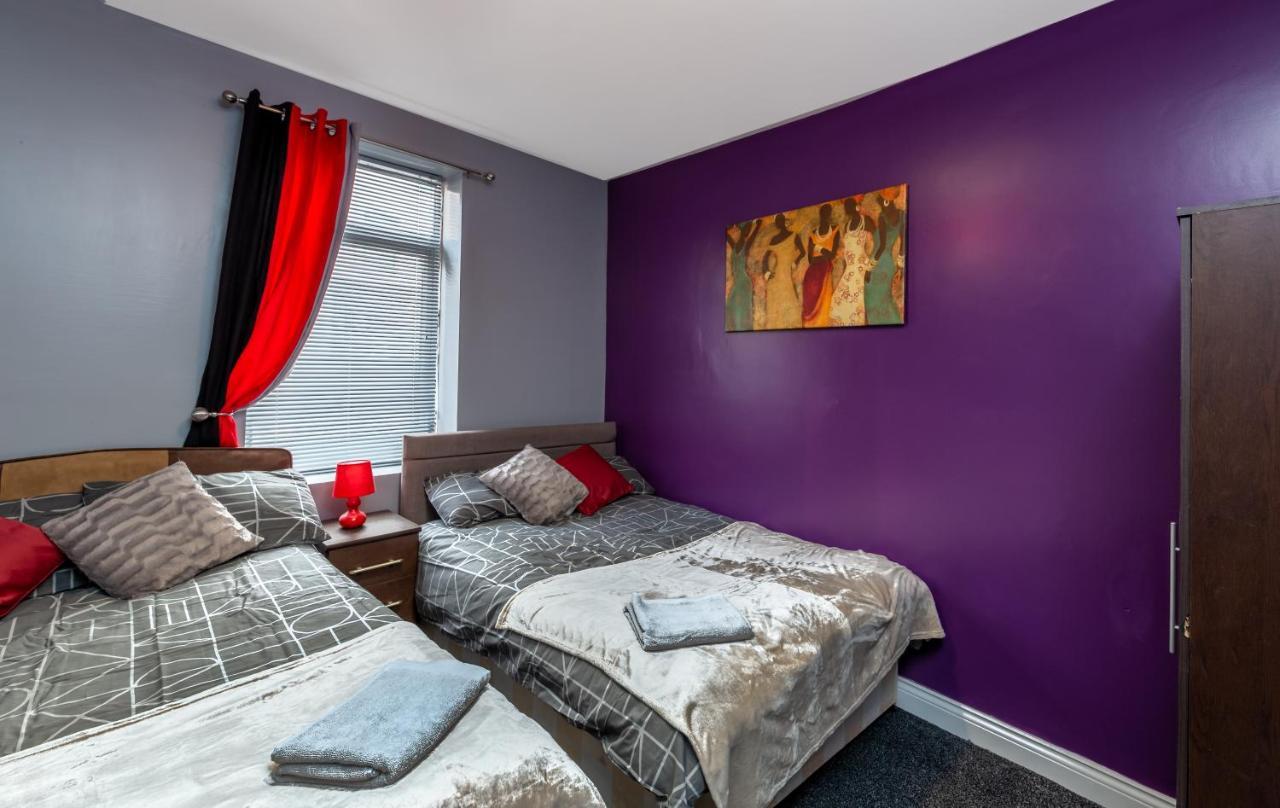 Stockton Town Centre Spacious Apartment Free Parking And Wifi Bagian luar foto